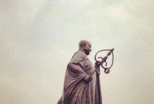 《法师玄奘出装顺序攻略视频——为你揭秘最强装备搭配！》（从菜鸟到高手，教你如何选择合适的装备！）